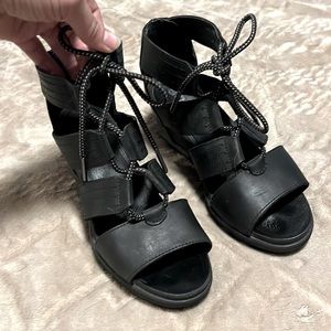 Sorel Joanie II, lace-up wedge sandals. Size 8.5